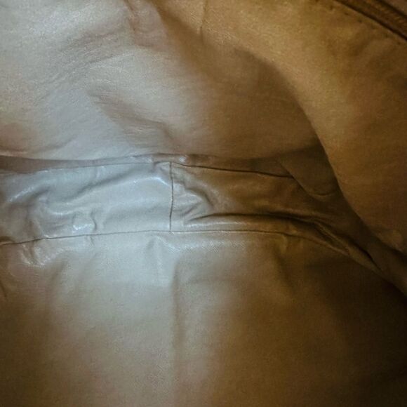 Gucci white snakeskin and beige leather large shoulder bag - Picture 13 of 14